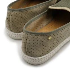 Classic Daim Match Kaki Beige(Classic Suede Match Kaki Light) -Rivieras Boutique RIV SHOES CLASSICSUEDE 3082 SH30 4ff22734 0de6 4c8e 9067 d92fde9023c1