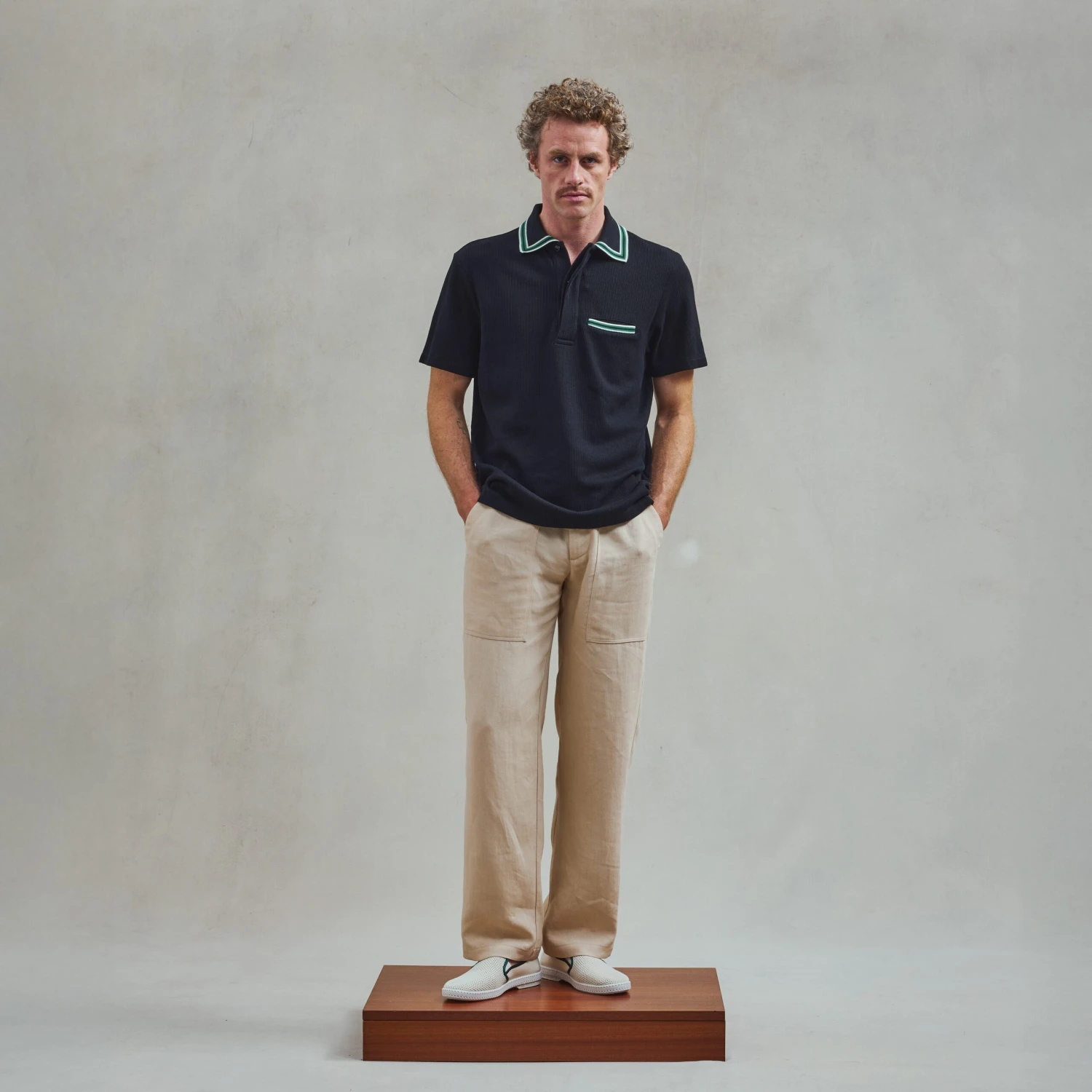 Polo à Col Jacquard Noir(Black Knitted Collar Polo Shirt) 5 Polo à Col Jacquard Noir(Black Knitted Collar Polo Shirt) – Image 3